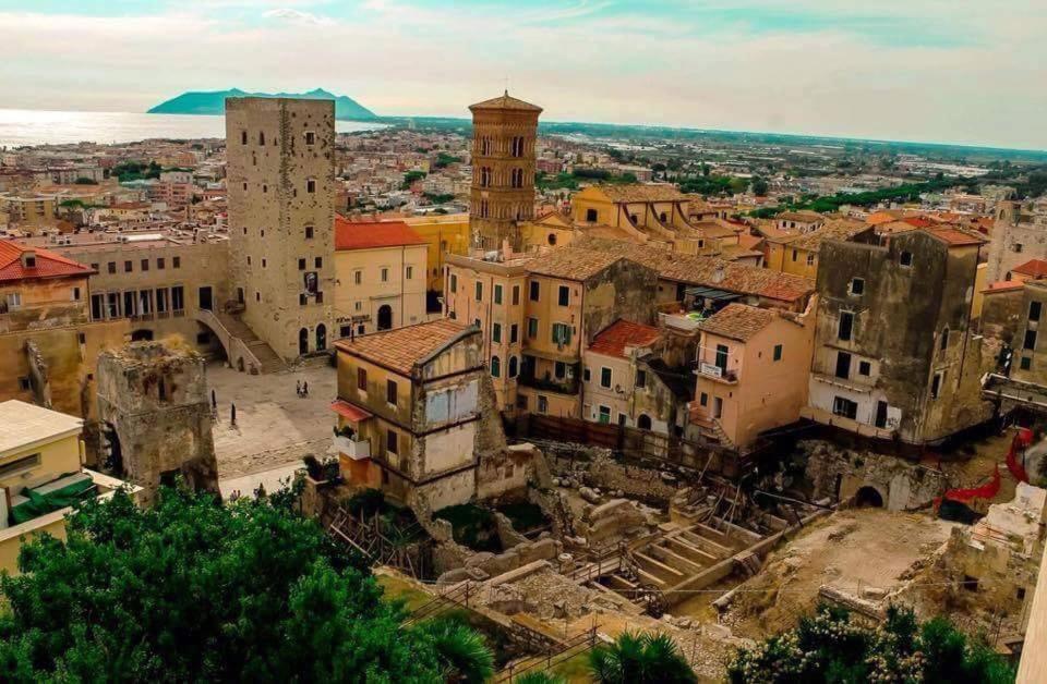 Apartmán Casa Vitelli - Centro Storico A Due Passi Da Tutto Terracina Exteriér fotografie