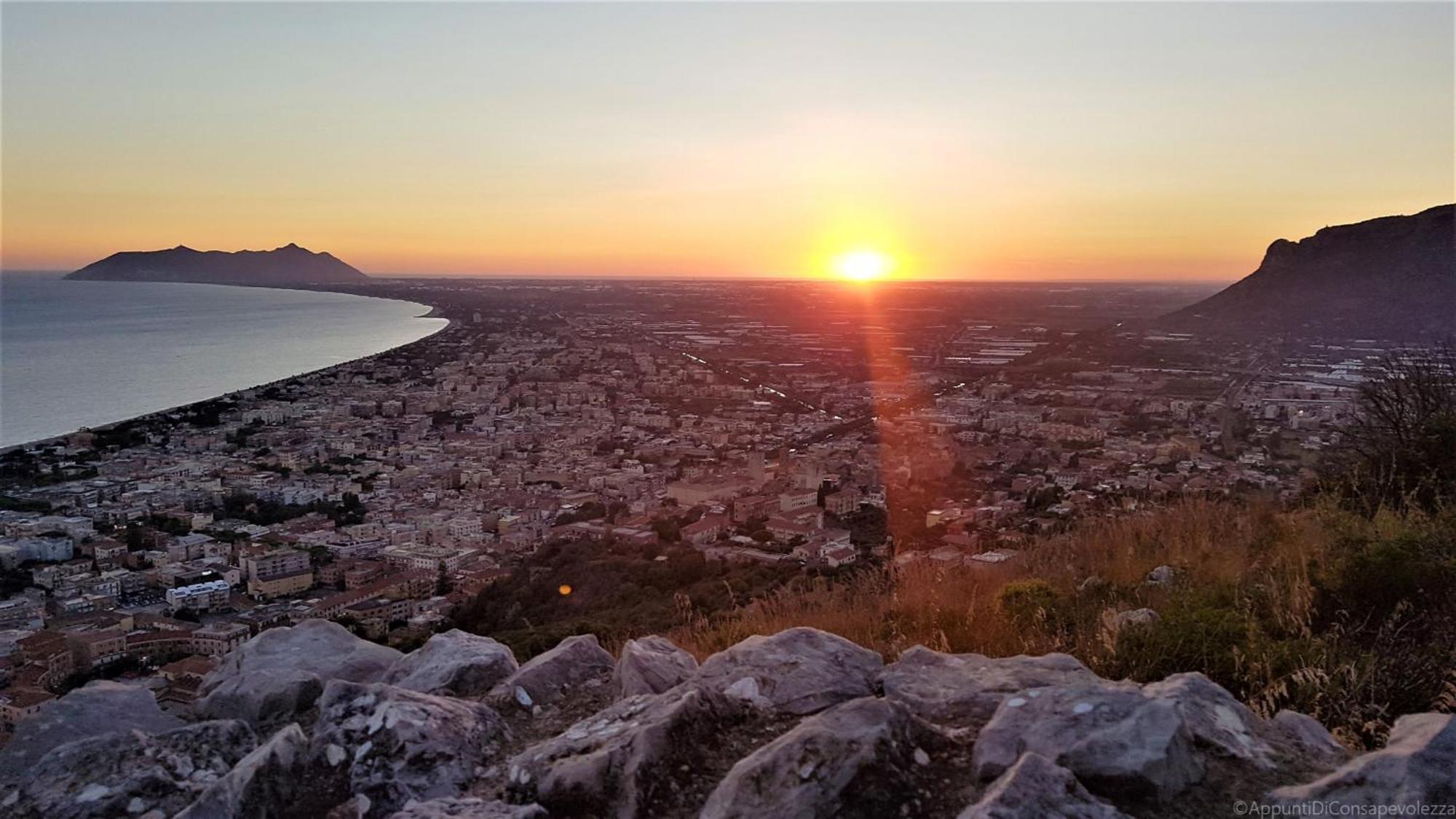 Apartmán Casa Vitelli - Centro Storico A Due Passi Da Tutto Terracina Exteriér fotografie